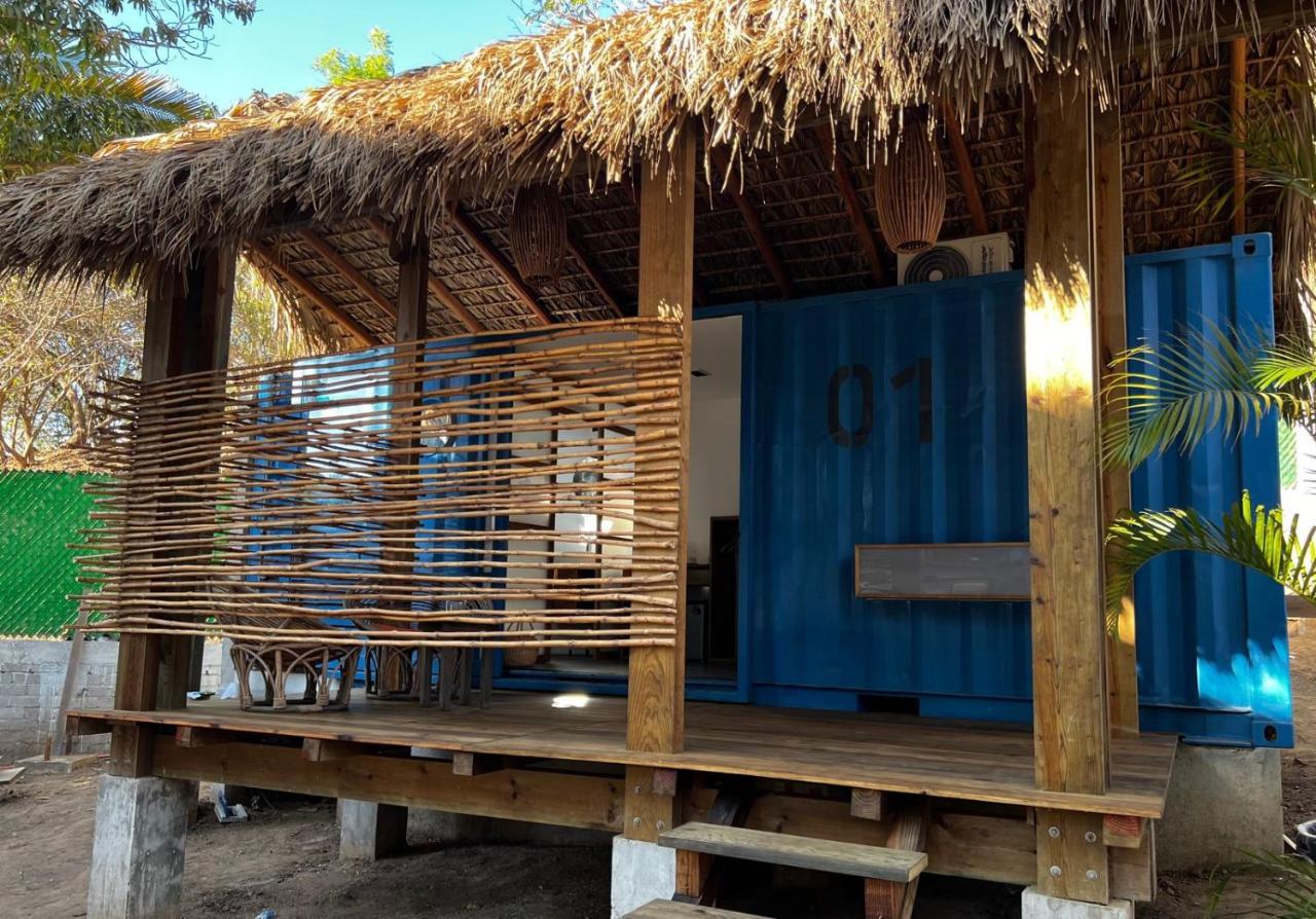 H20 Container Cabins Сан-Аґустінільо Екстер'єр фото